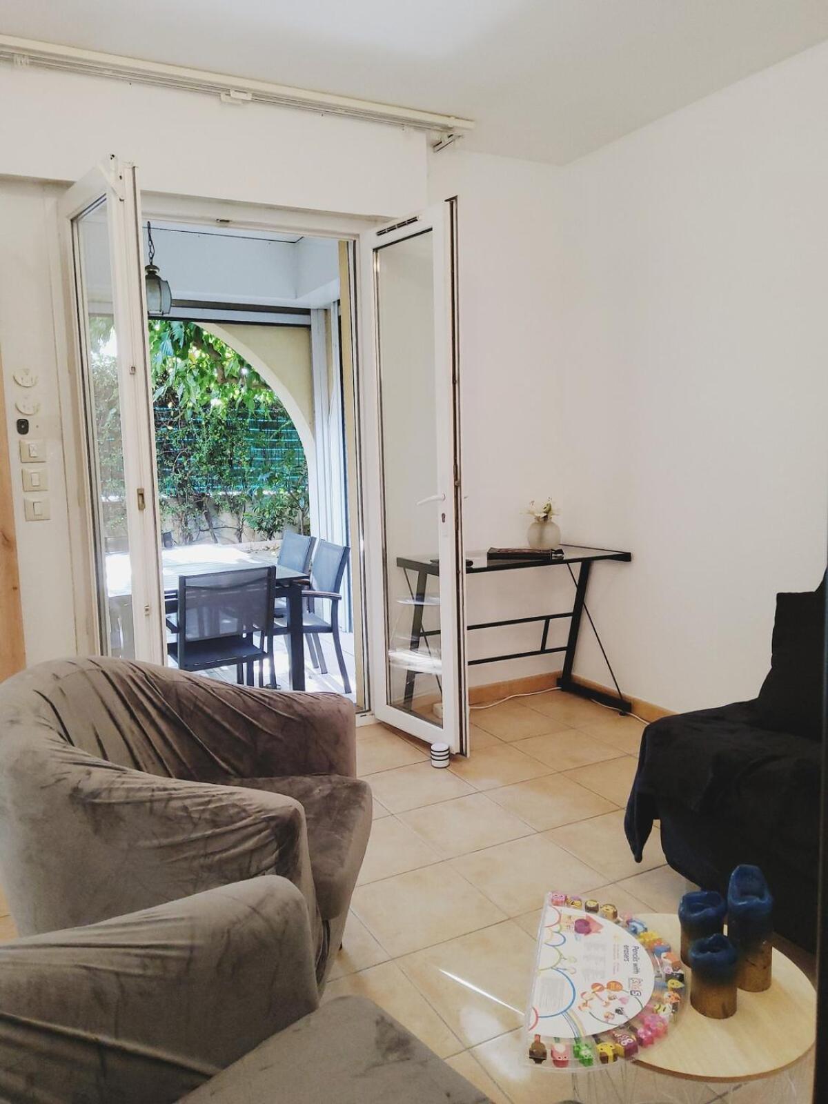 Maison 115m2 - 400 M De La - Parking Fréjus